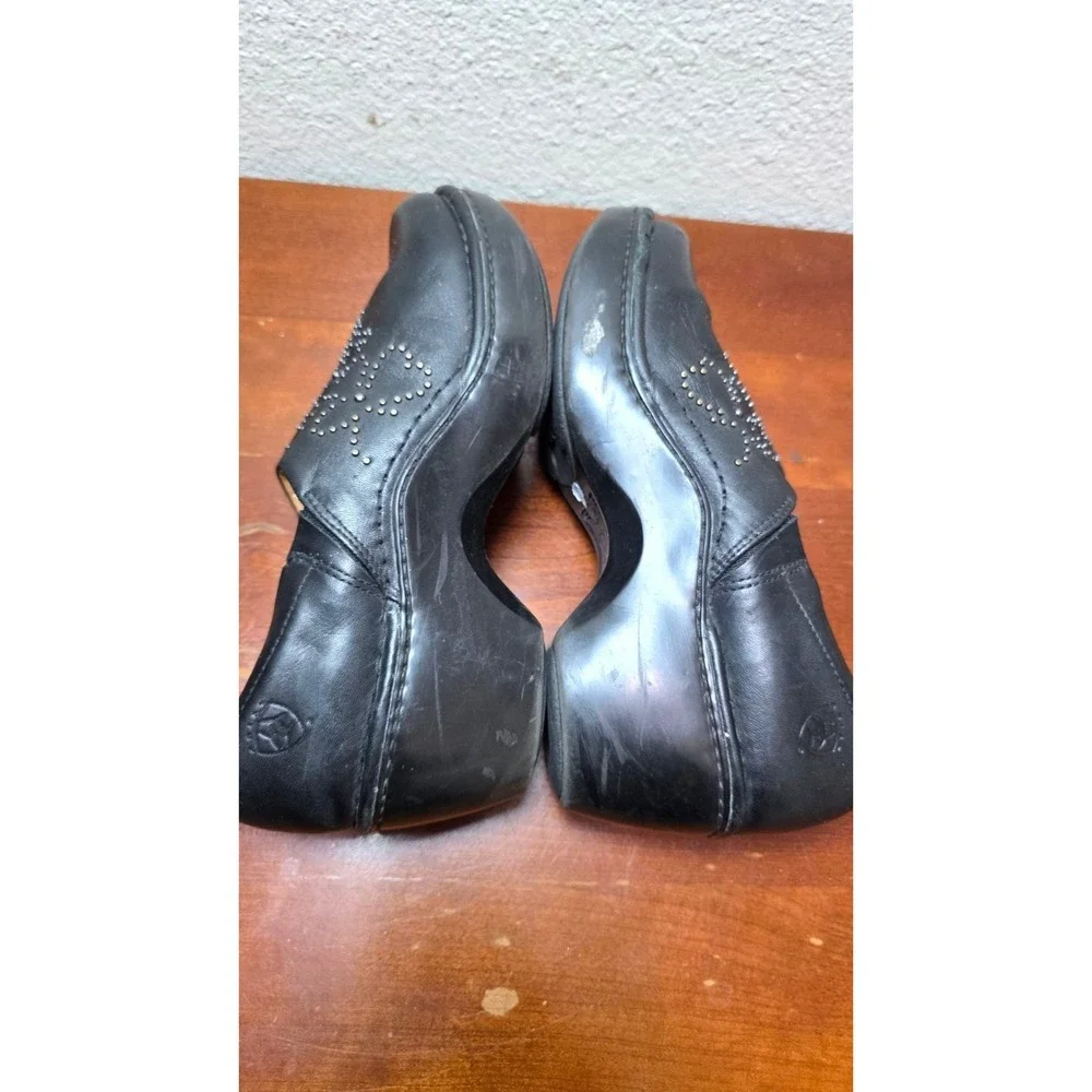 Ariat‎ Women's Black Leather Wedge Slip-On Shoes Studded Floral Design Size 9.5M